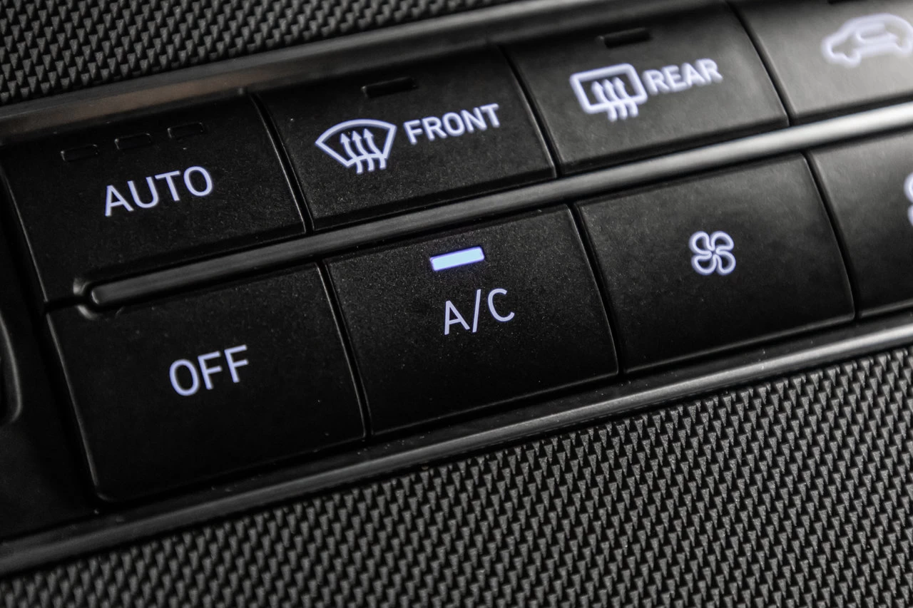 2022 Hyundai Santa Fe Preferred Awd Main Image