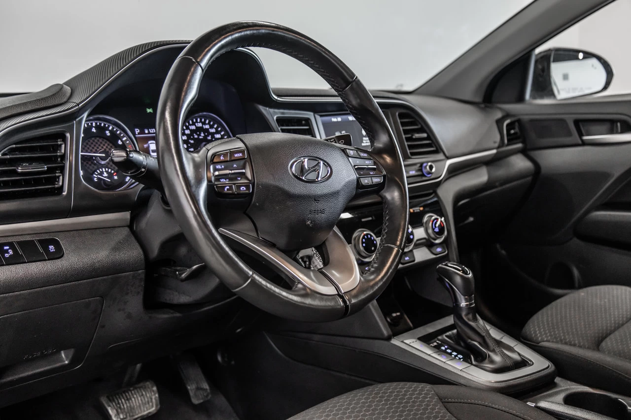 2020 Hyundai Elantra Preferred Image principale