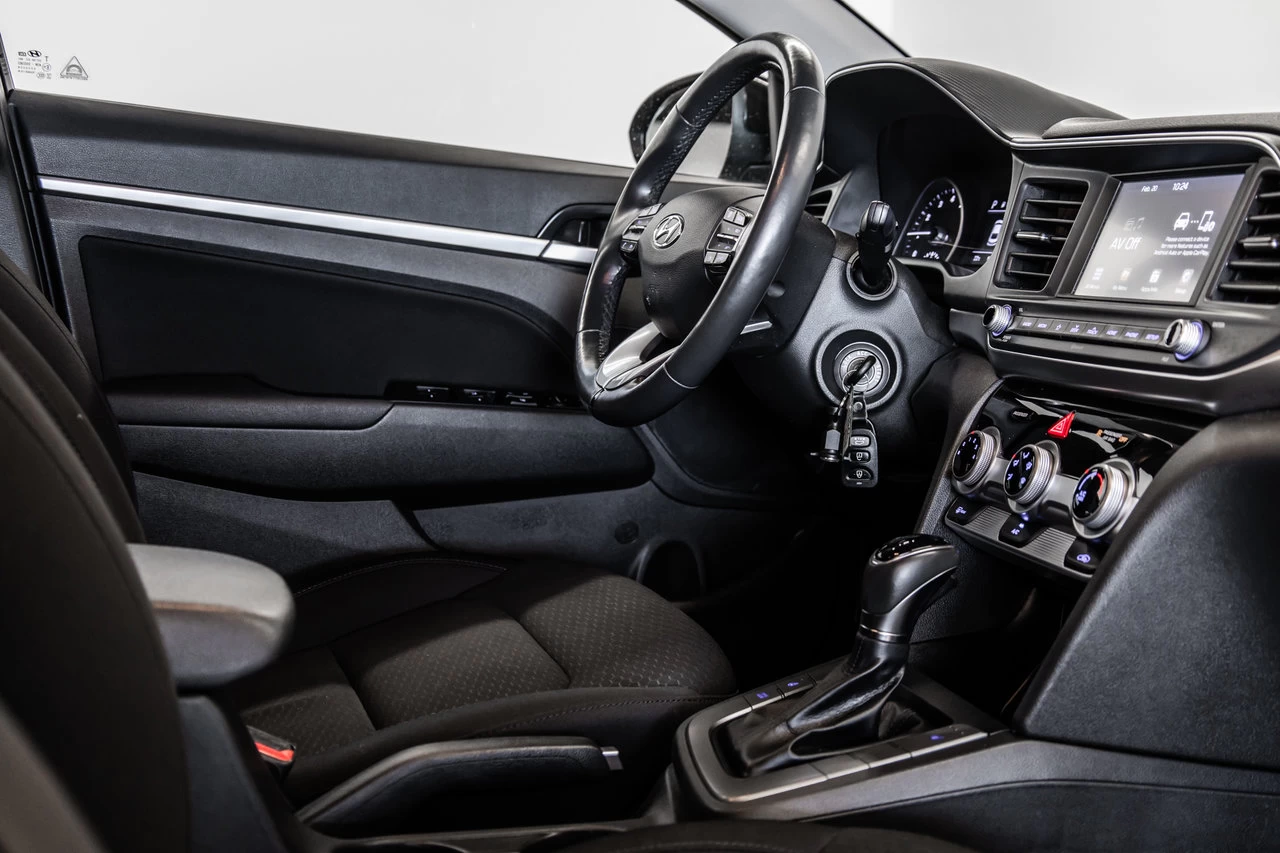 2020 Hyundai Elantra Preferred Image principale