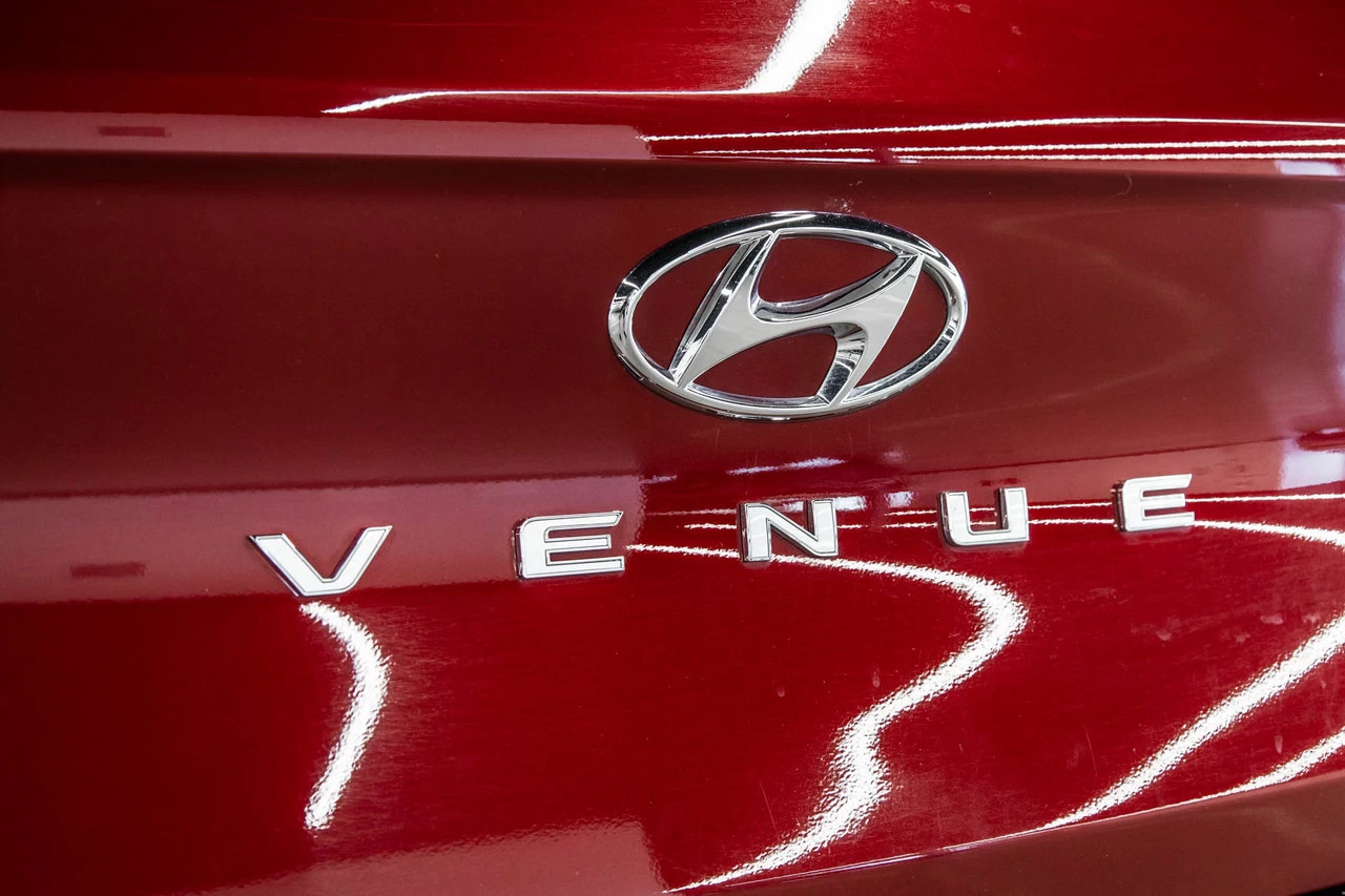 2023 Hyundai Venue Ultimate Main Image