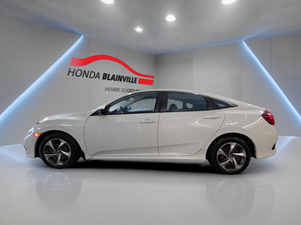2019 Honda Civic LX CVT Sedan Image principale