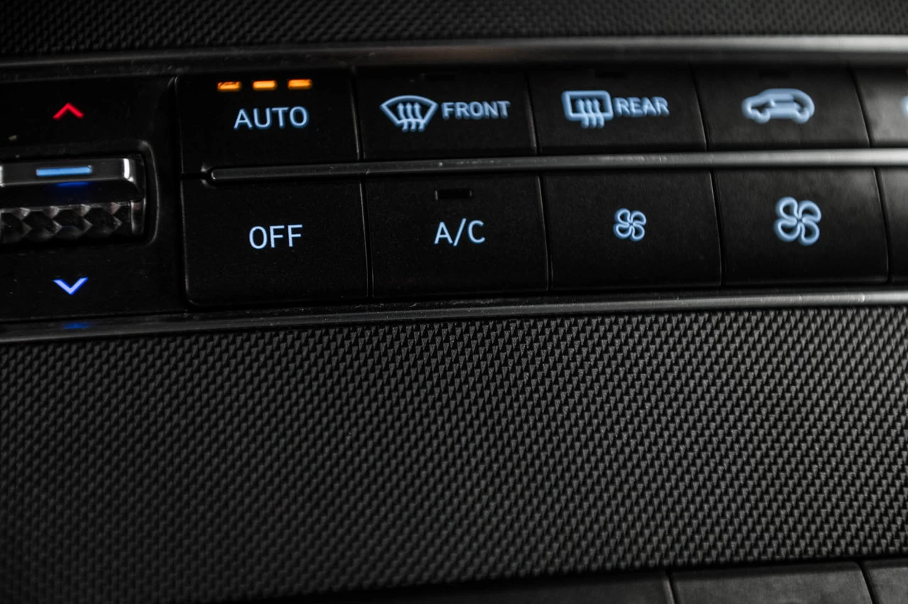 2021 Hyundai Santa Fe Preferred Main Image
