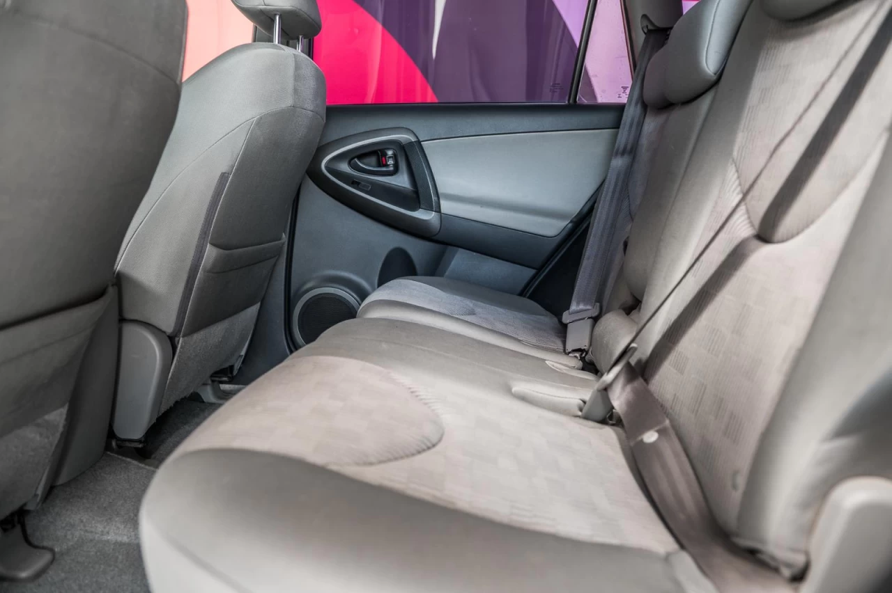 2010 Toyota RAV4 Automatique -4x4 Main Image