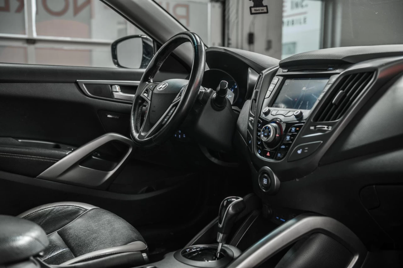 2015 Hyundai Veloster Automatique - TURBO - Garantie 1 AN Image principale