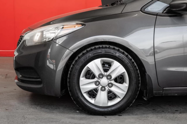Kia Forte Manuelle de base Garantie 1 AN 2014