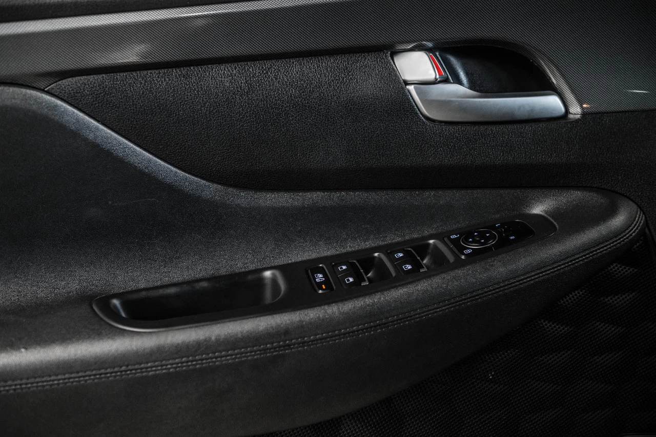 2021 Hyundai Santa Fe Preferred Main Image
