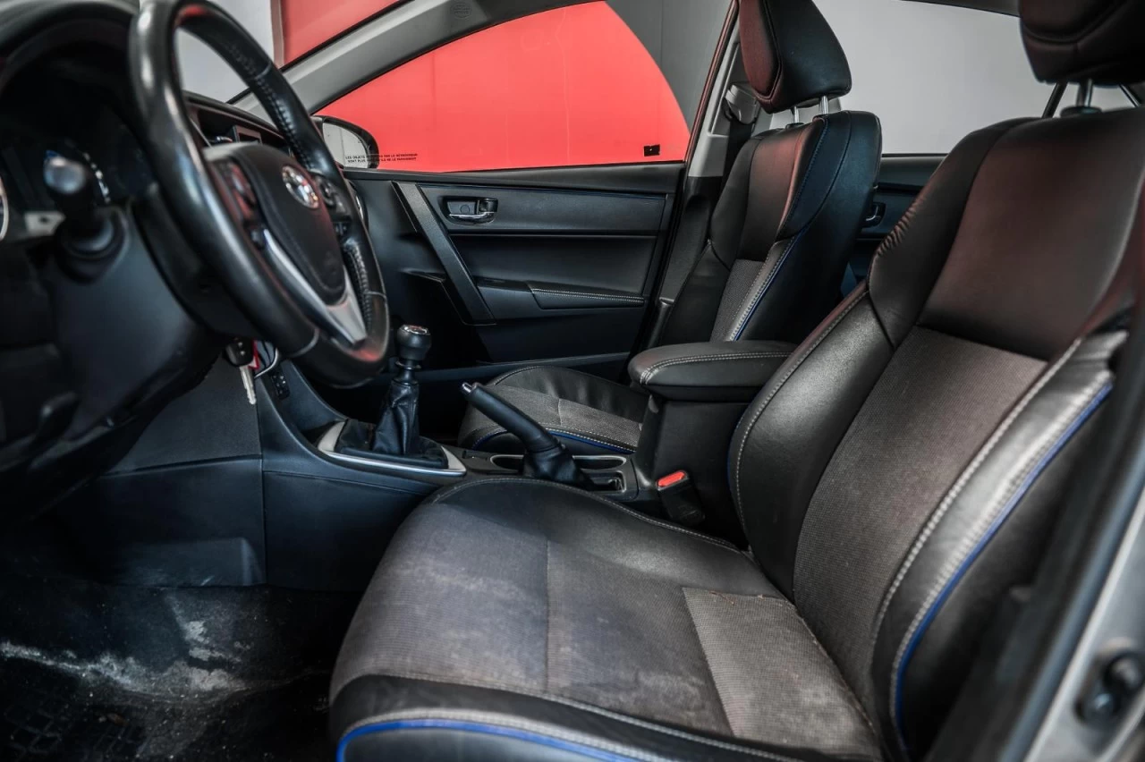2017 Toyota Corolla Manuelle AUBAINE!!! Main Image