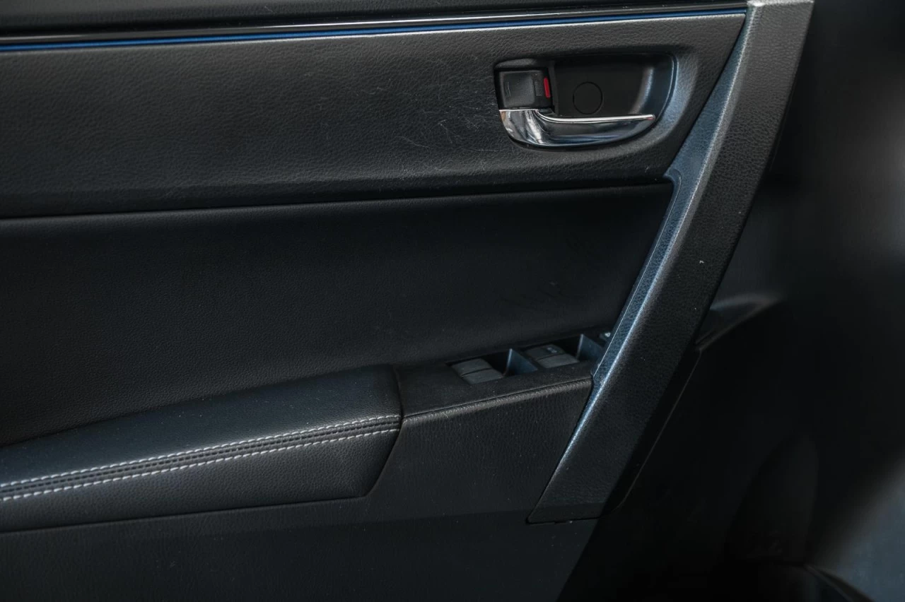 2017 Toyota Corolla Manuelle AUBAINE!!! Main Image