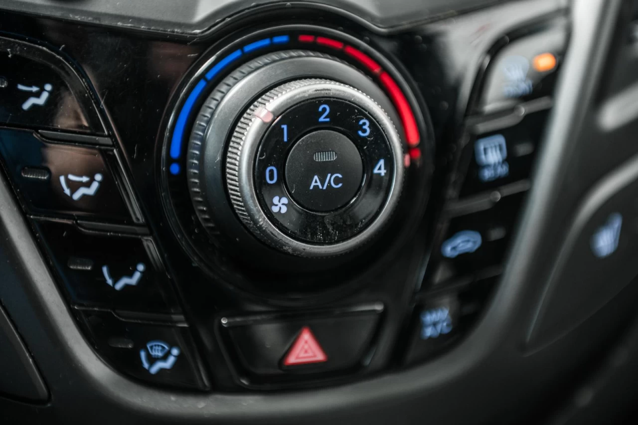 2015 Hyundai Veloster Automatique - TURBO - Garantie 1 AN Image principale