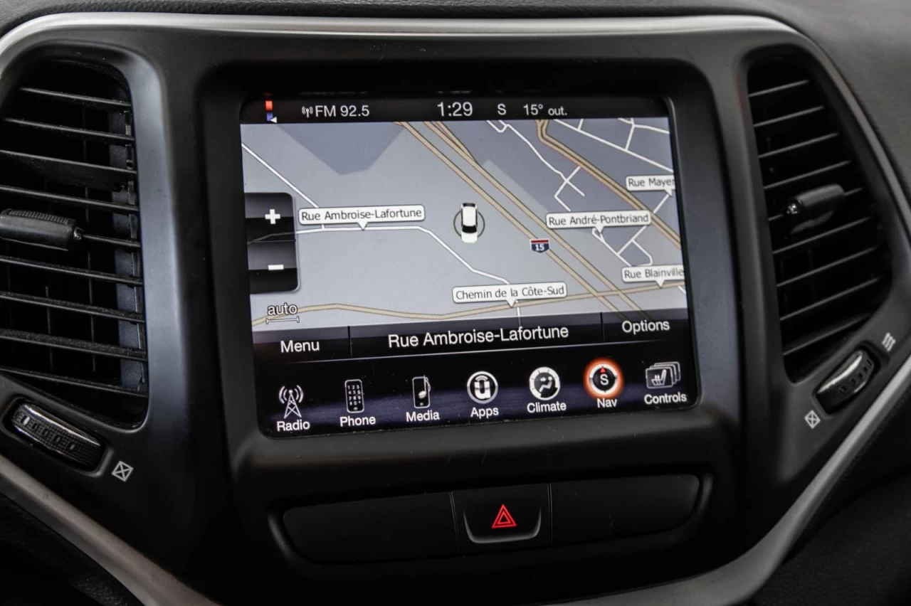 2017 Jeep Cherokee 4WD Trailhawk WOW Main Image