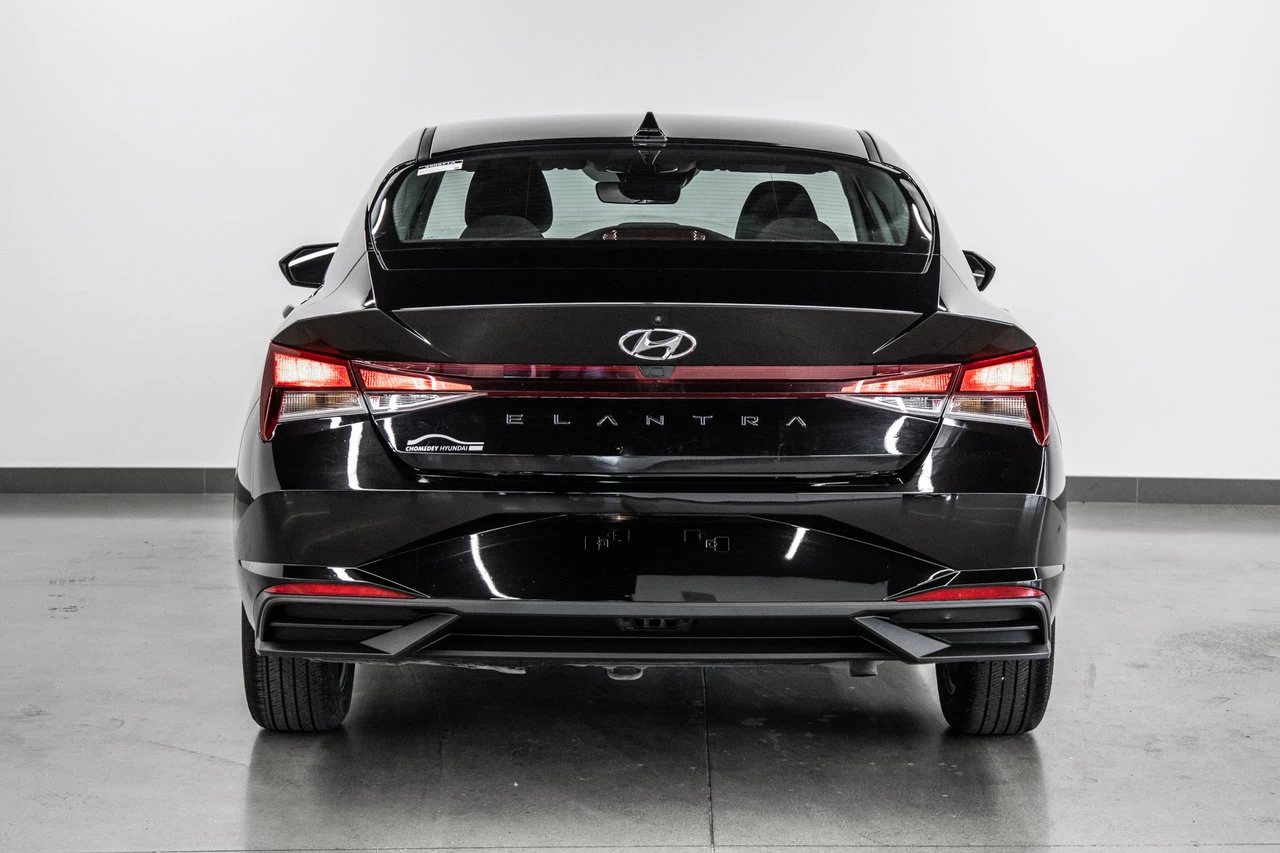 2022 Hyundai Elantra Preferred Image principale