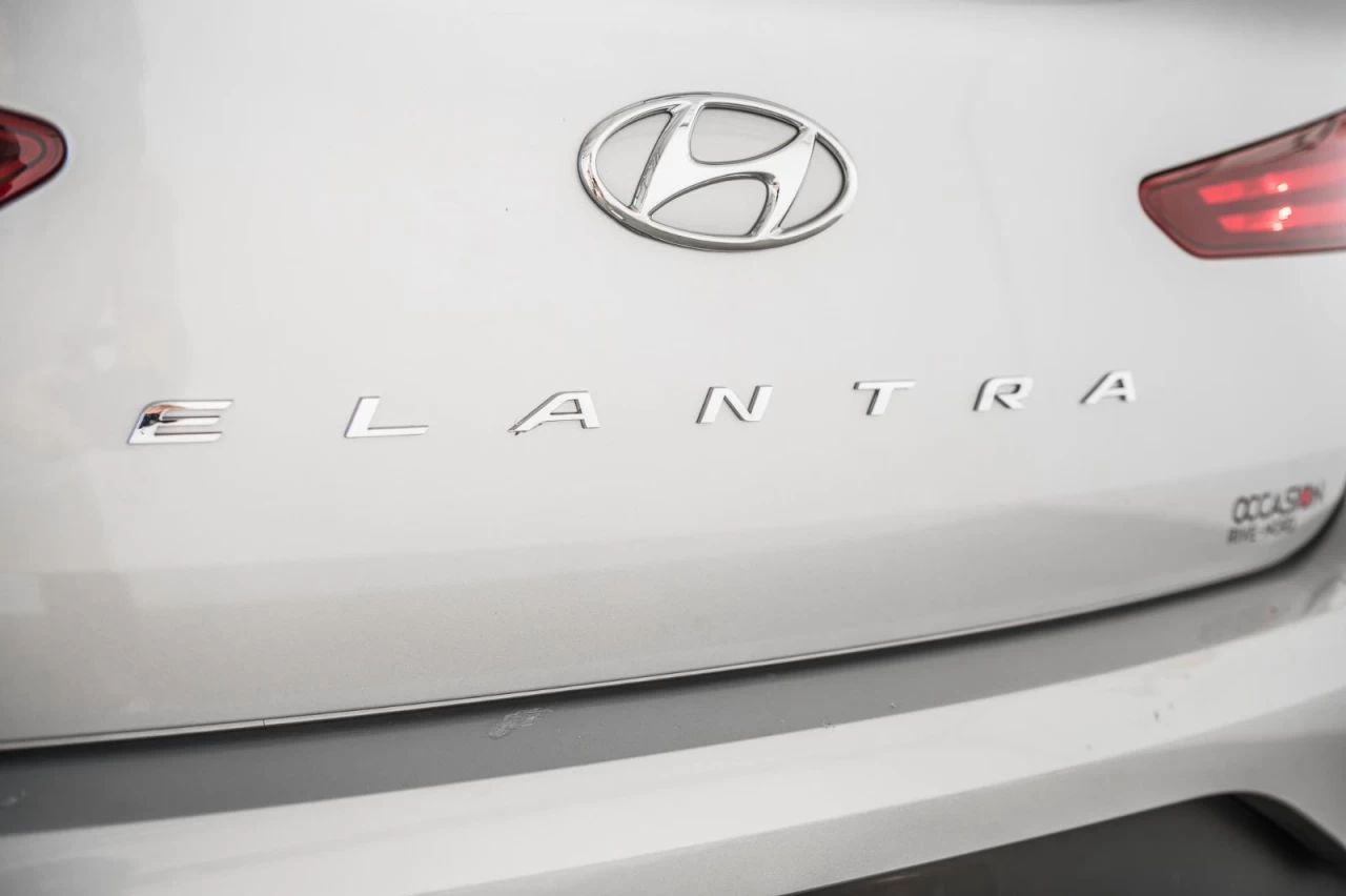 2020 Hyundai Elantra Essential SIEGES.CHAUFFANTS+CARPLAY Main Image