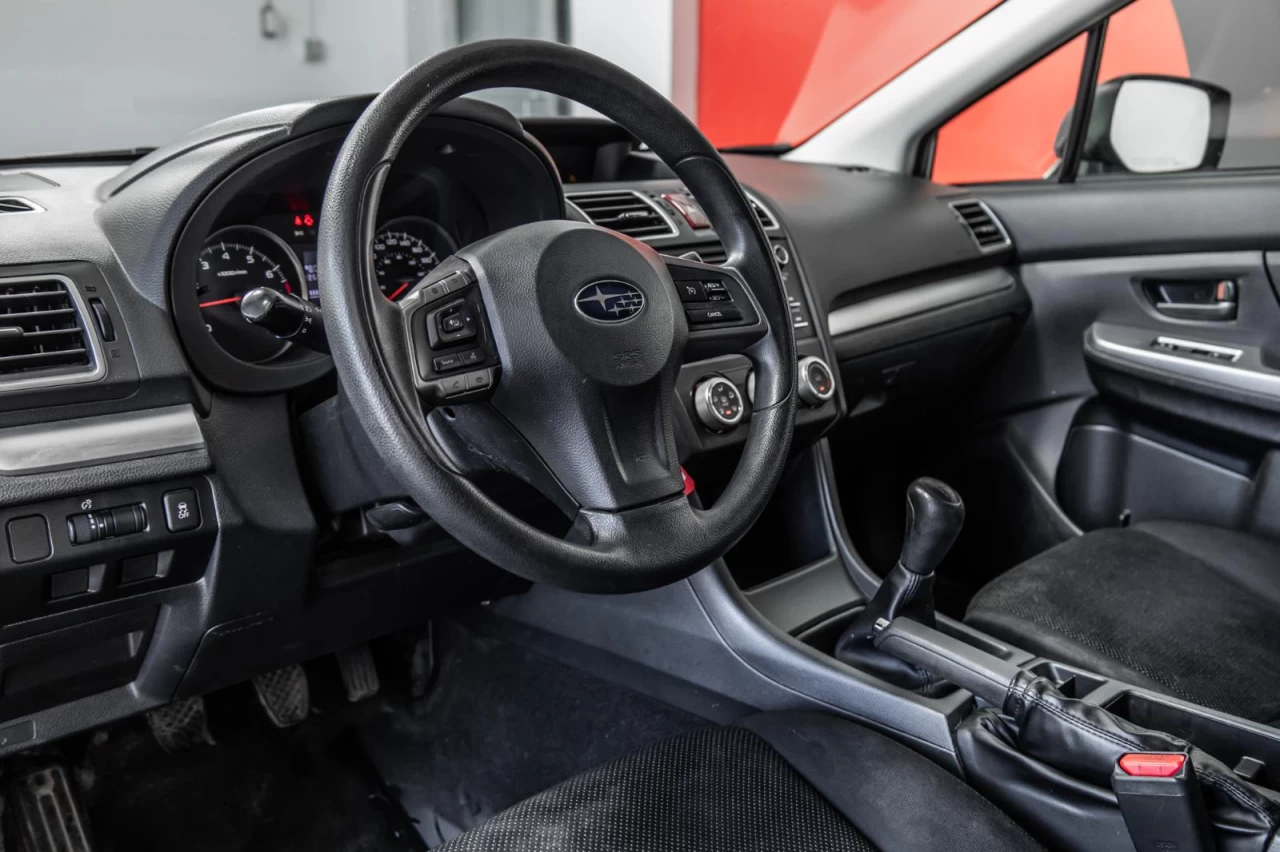 2015 Subaru Impreza Manuelle 4x4  AUBAINE! Image principale