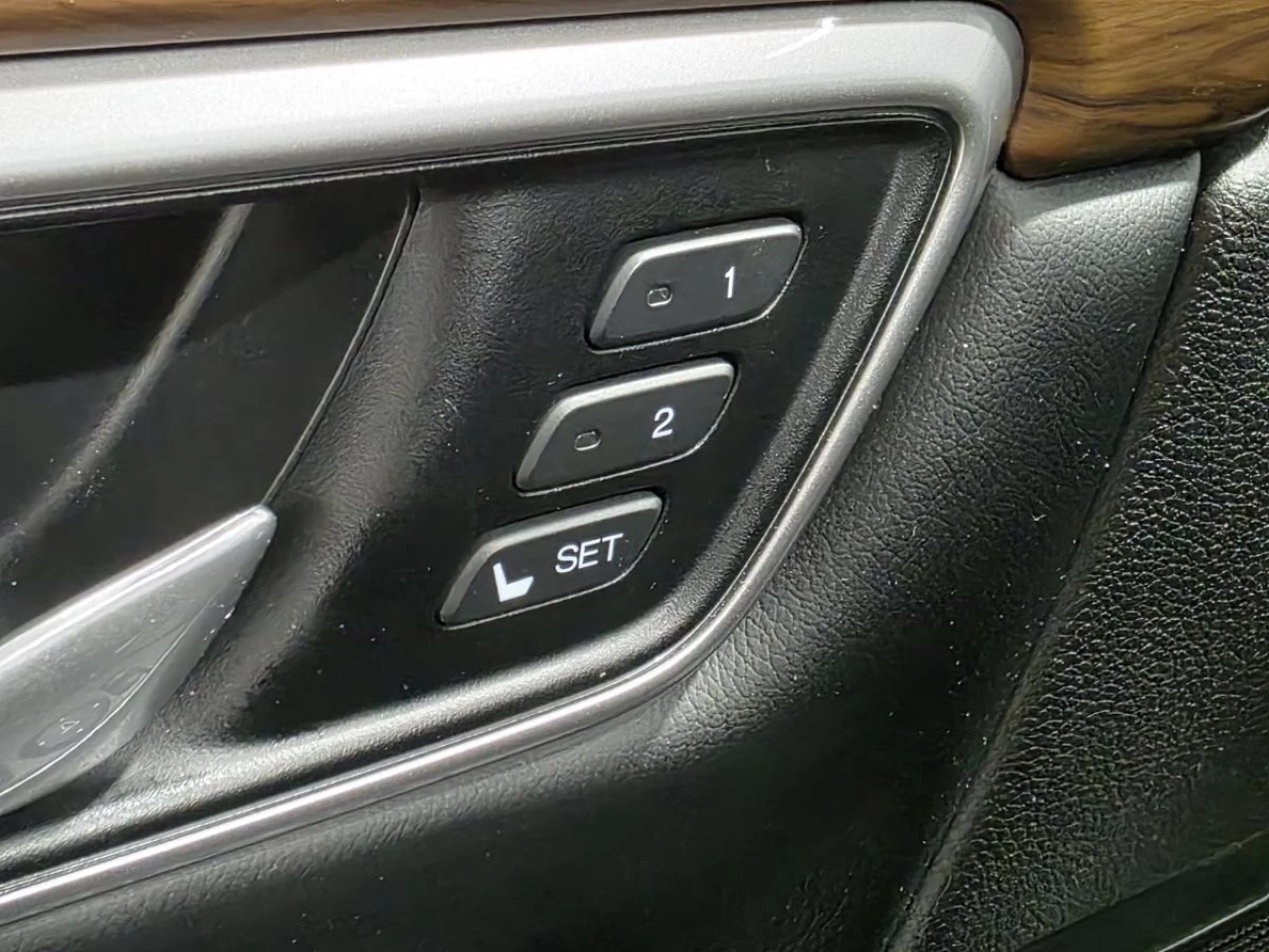 2020 Honda CR-V Touring AWD Main Image
