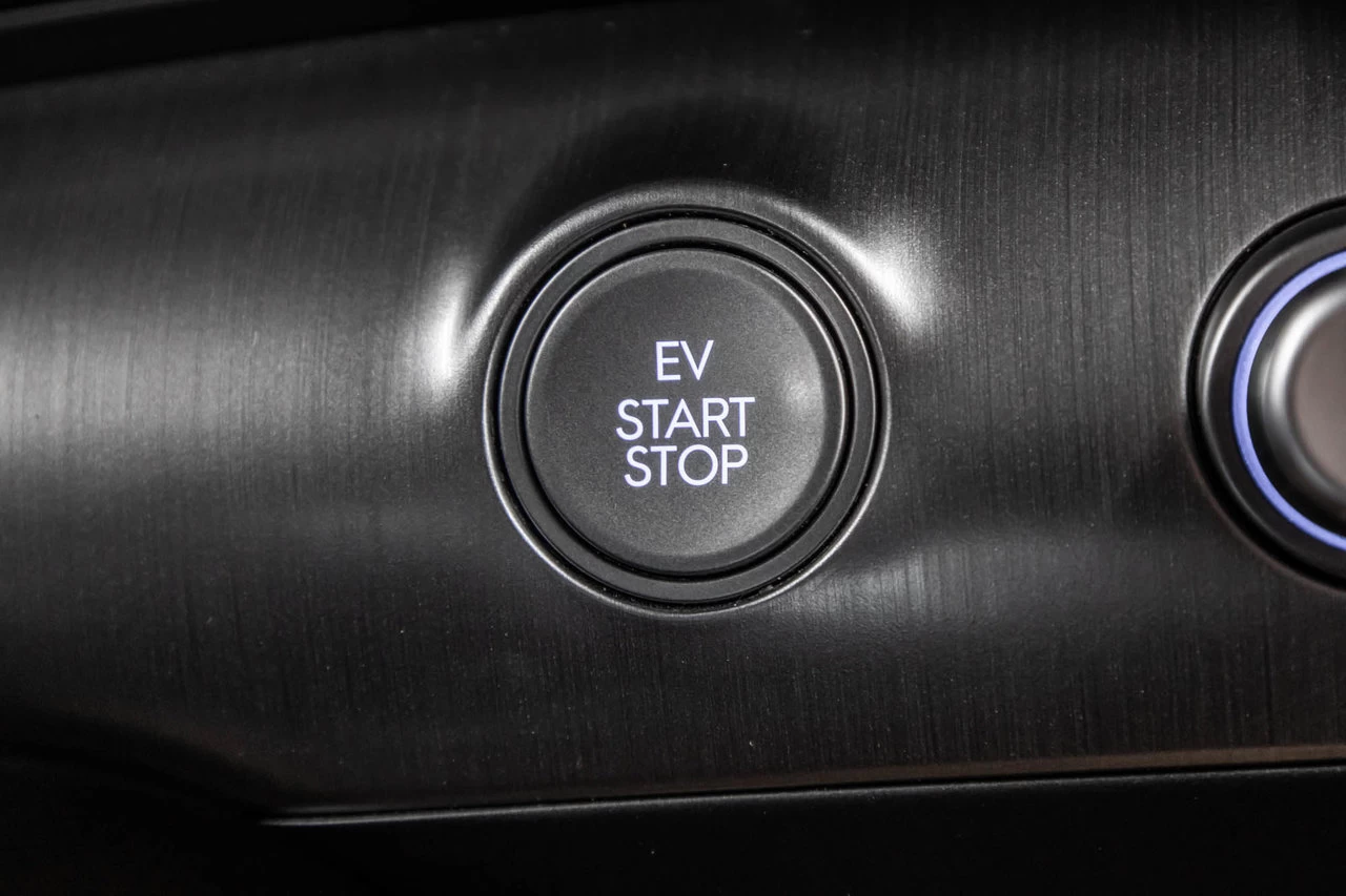 2025 Hyundai Kona Electric Preferred Main Image