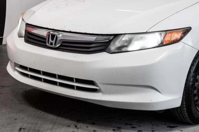 Honda Civic Sedan Manuelle de base AUBAINE!!! 2012