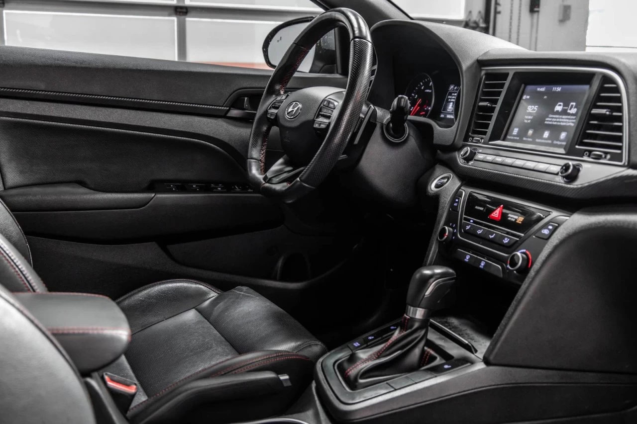 2018 Hyundai Elantra Sport TOIT.OUVRANT+VOLANT/SIEGES.CHAUFF+CUIR Image principale