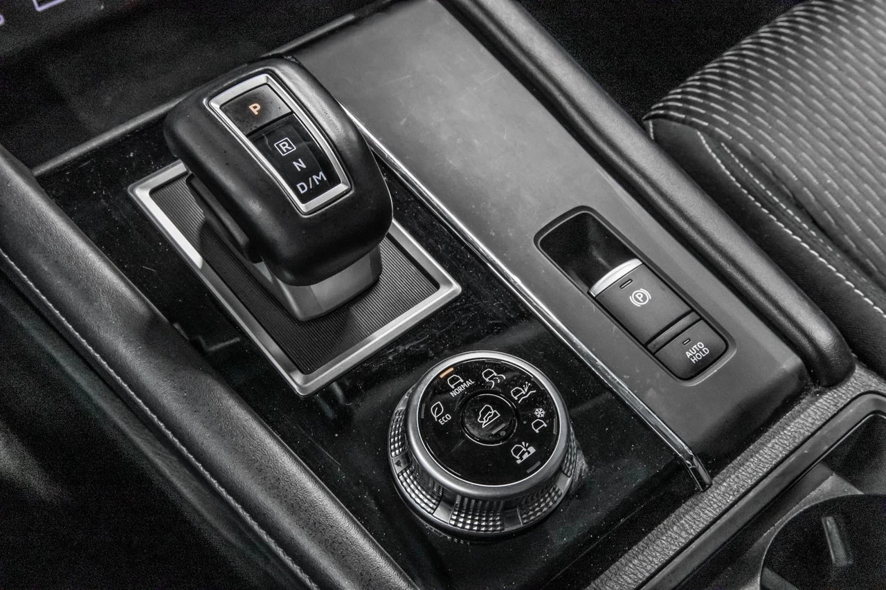 2024 Mitsubishi Outlander Es Awd 7pass Main Image
