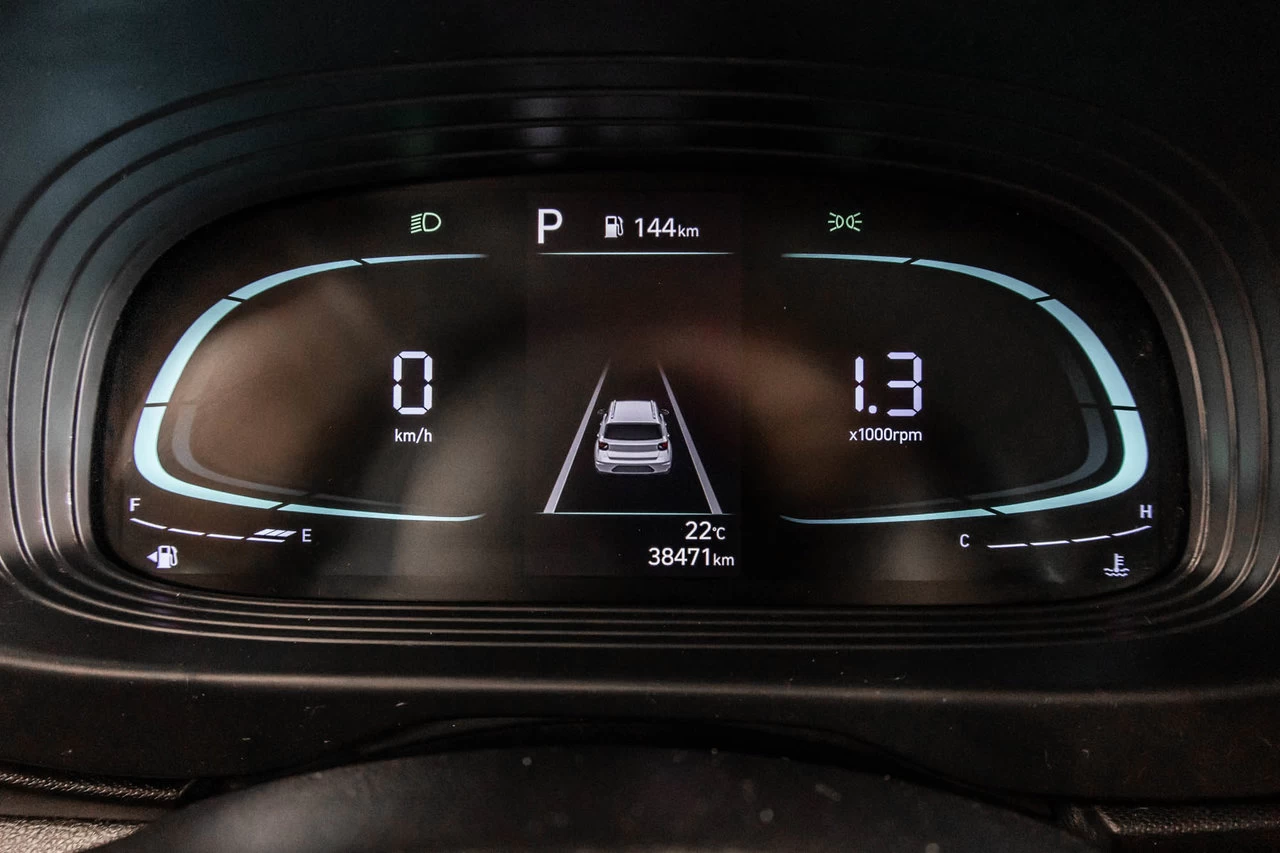 2023 Hyundai Venue Essential Main Image