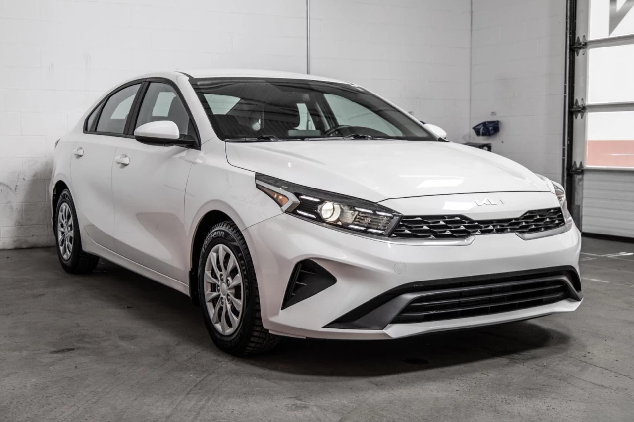 2022 Kia Forte LX SIEGES.CHAUFF+CARPLAY+BLUETOOTH+CAM.RECUL Main Image