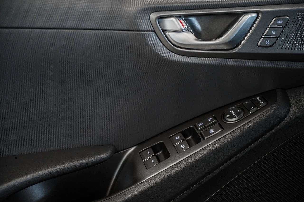 2020 Hyundai IONIQ Plug-In Hybrid Ultimate Image principale