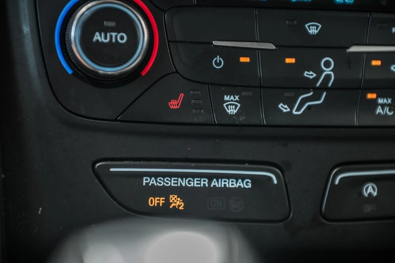 2017 Ford Escape Automatique 4WD SE Main Image