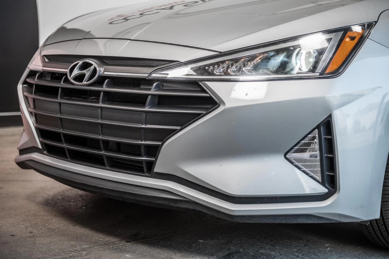 2020 Hyundai Elantra Essential SIEGES.CHAUFFANTS+CARPLAY Main Image