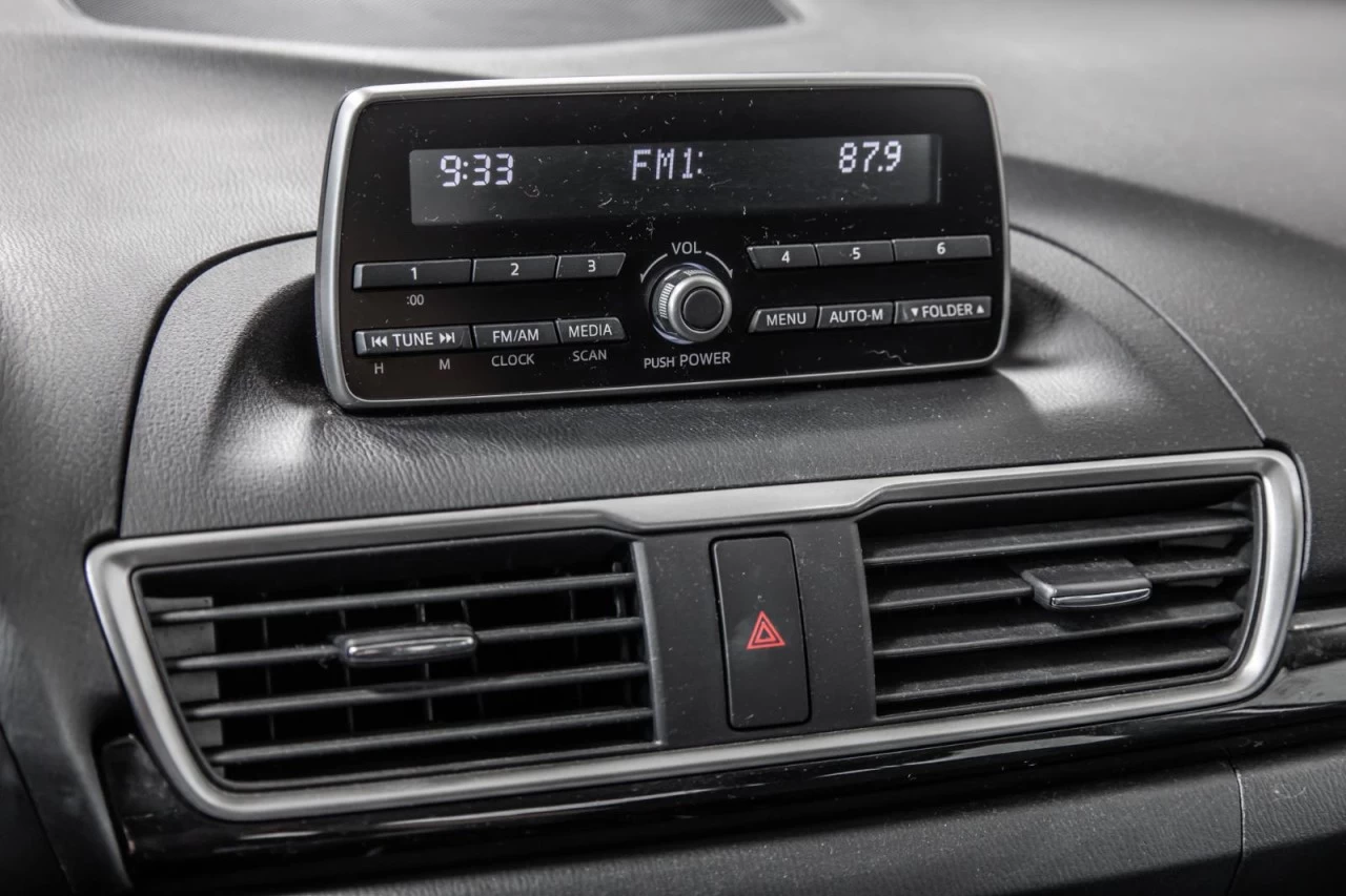 2015 Mazda Mazda3 Manuelle AUBAINE!!! Main Image