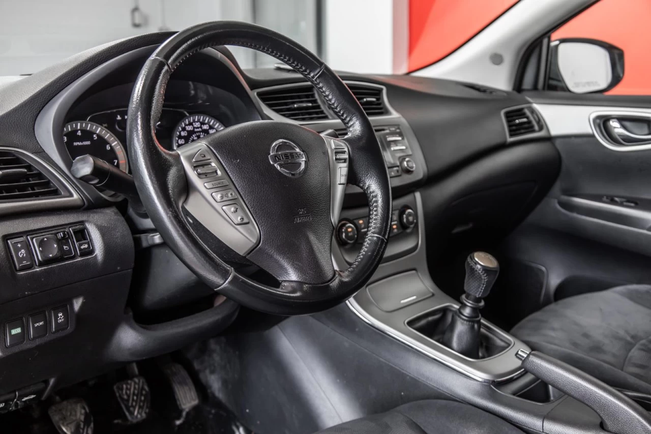 2013 Nissan Sentra Manuell BAS KM GARANTIE 1 AN Image principale