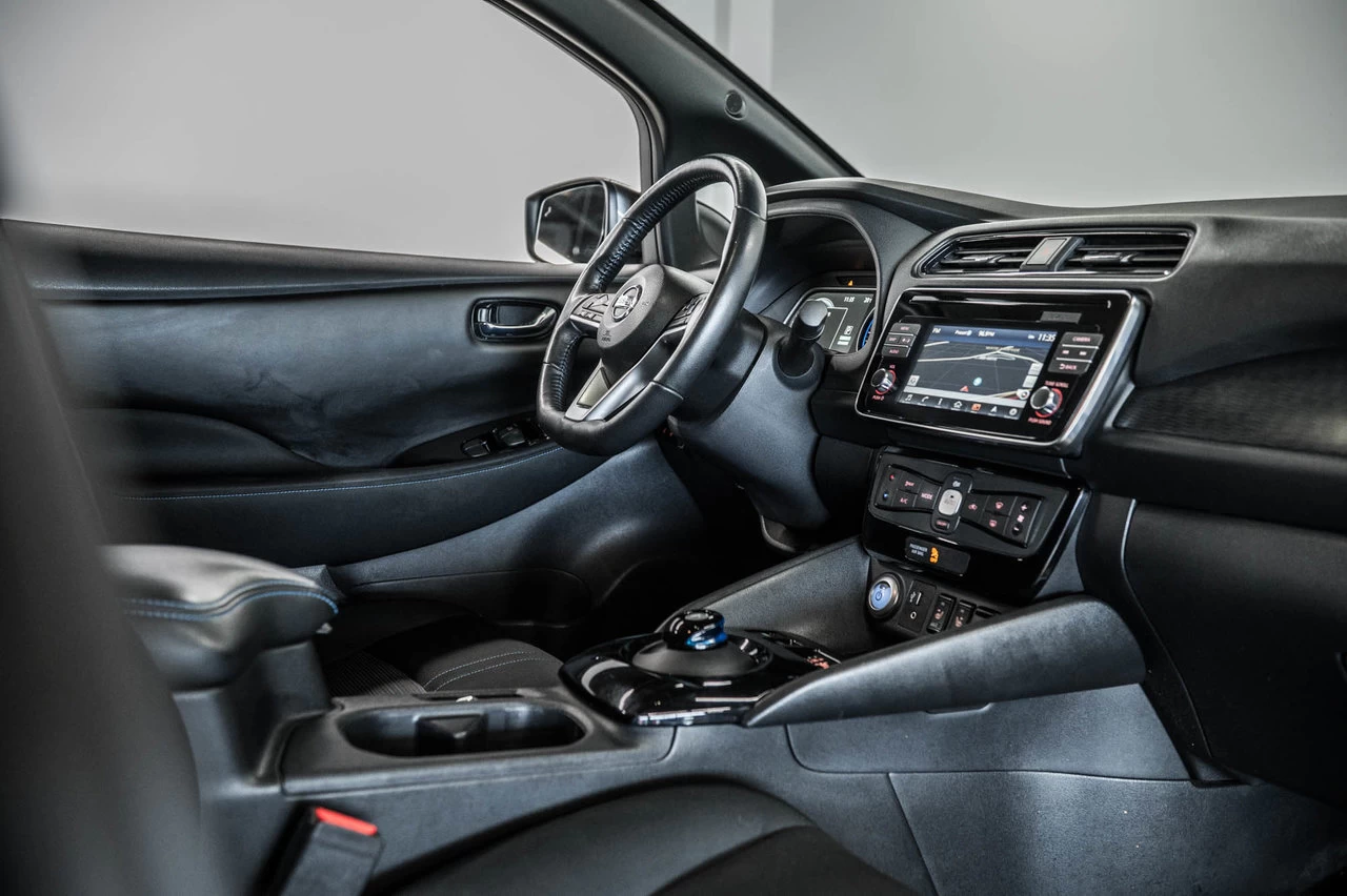 2019 Nissan LEAF Sv Navi+volant/siege Image principale