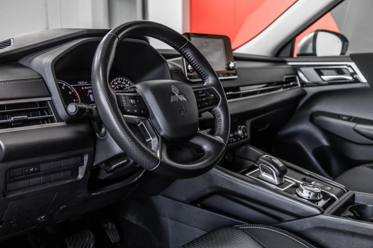 2022 Mitsubishi Outlander ES S-AWC SIEGES.CHAUFF+CAM.RECUL+BLUETOOTH+MAGS Image principale