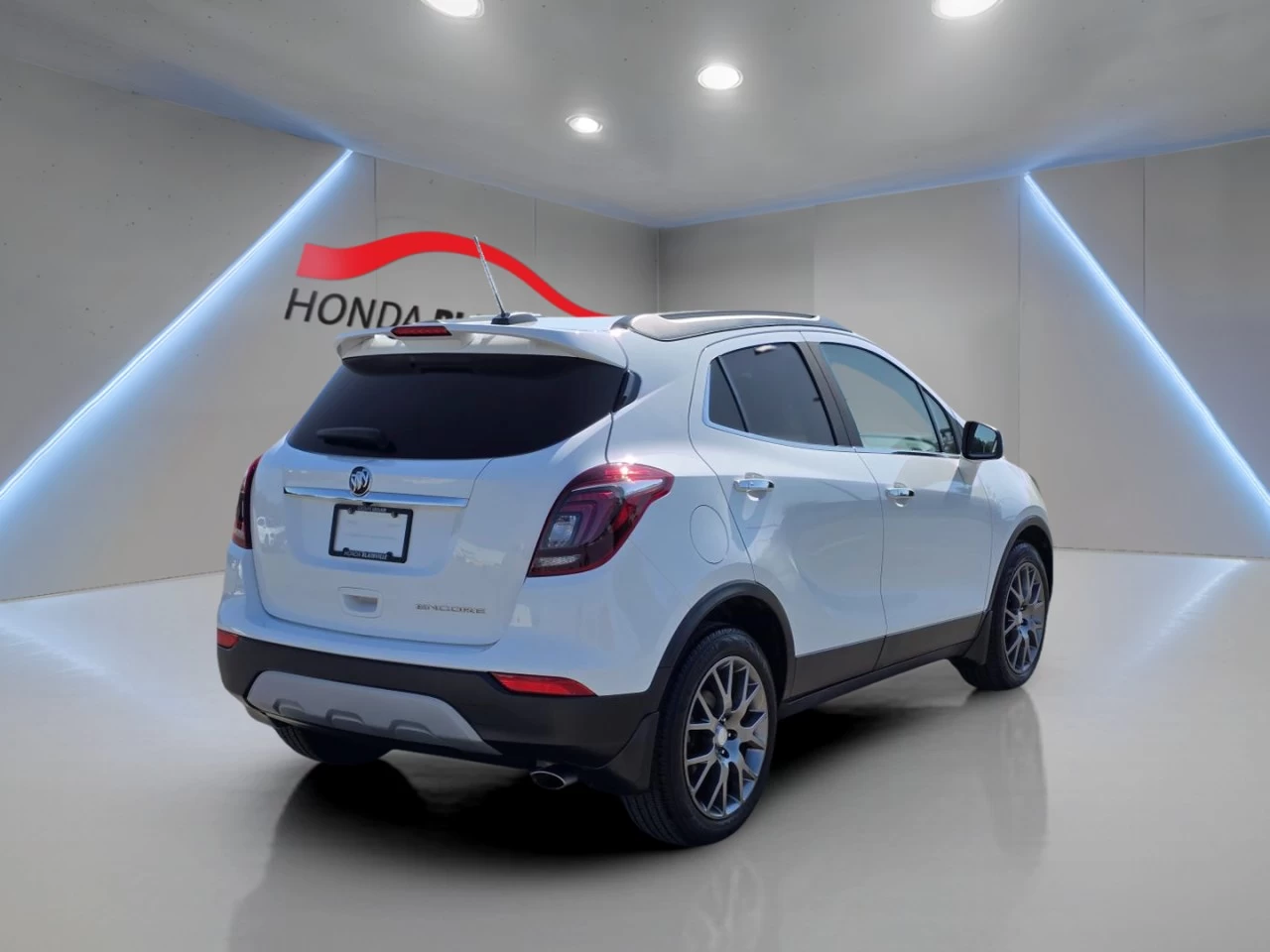 2019 Buick Encore Sport Touring FWD Main Image