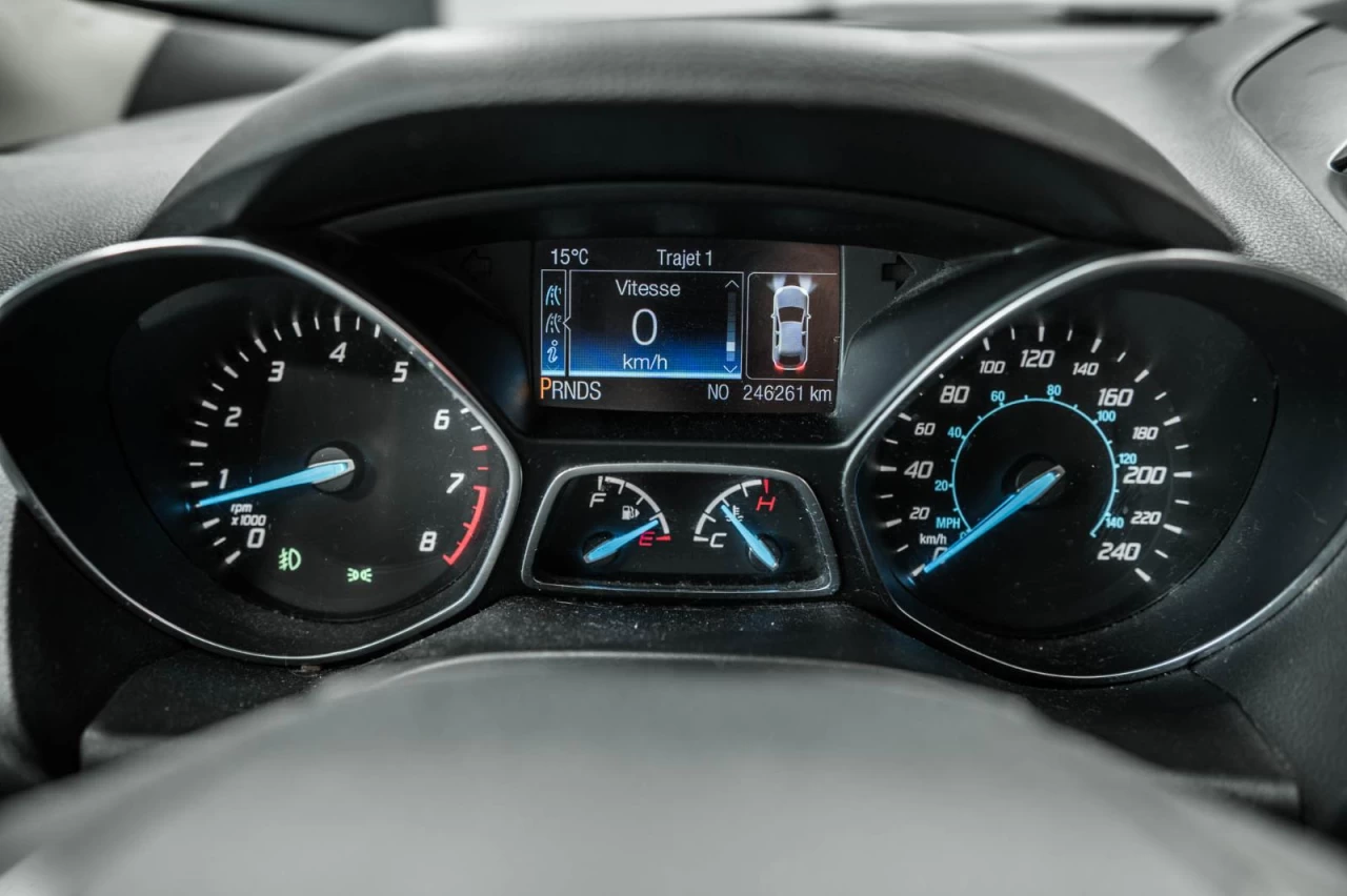 2014 Ford Escape 4WD SE AUBAINE! Image principale