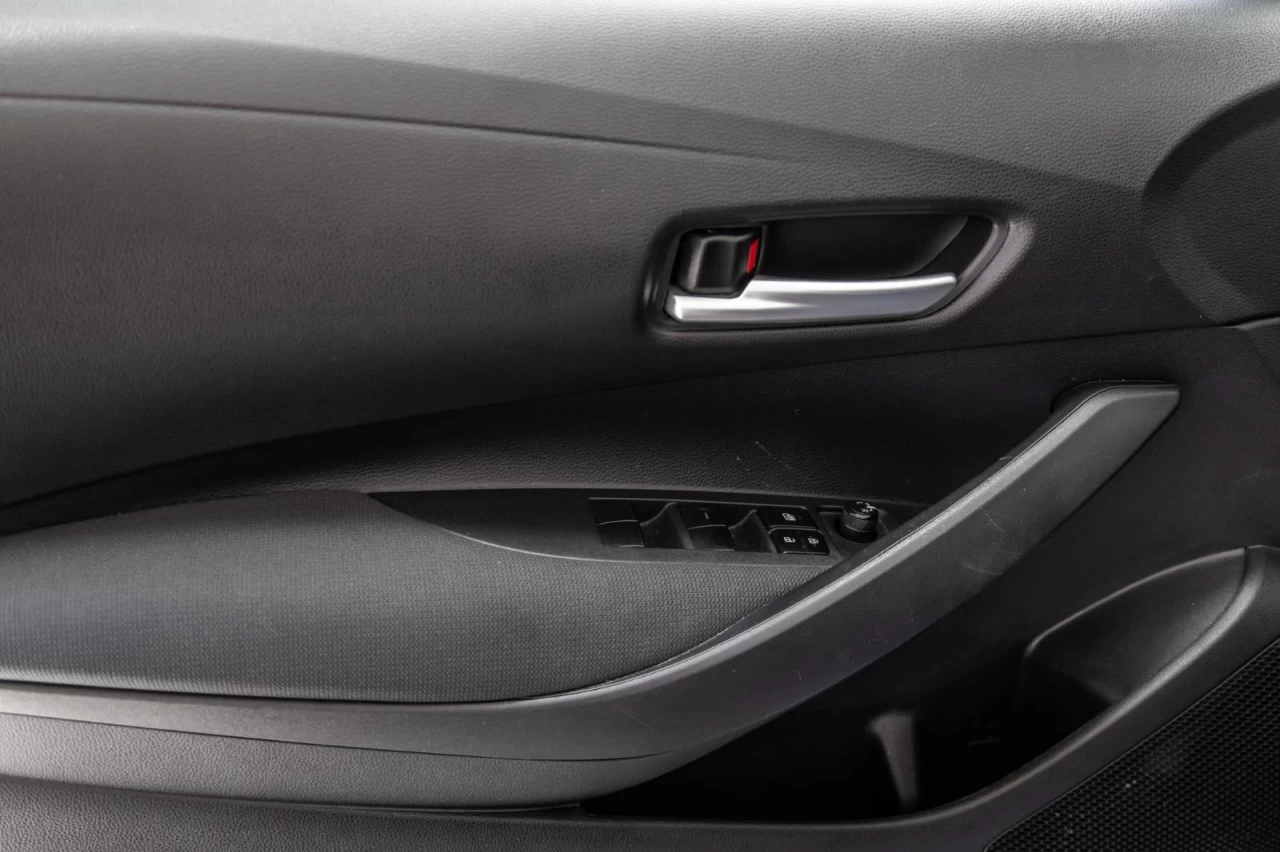 2021 Toyota Corolla LE MAGS+TOIT.OUVRANT+SIEGES.CHAUFF+BLUETOOTH Main Image