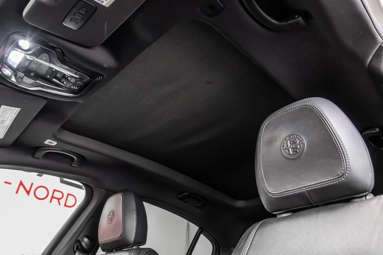 2018 Alfa Romeo Stelvio Ti Sport AWD NAVI+CUIR+TOIT.OUVRANT Main Image
