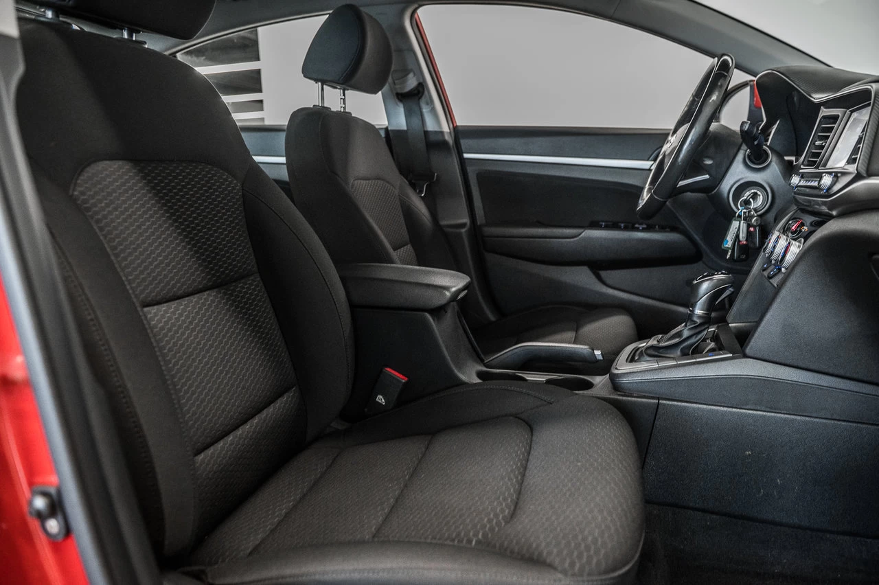 2020 Hyundai Elantra Preferred Image principale