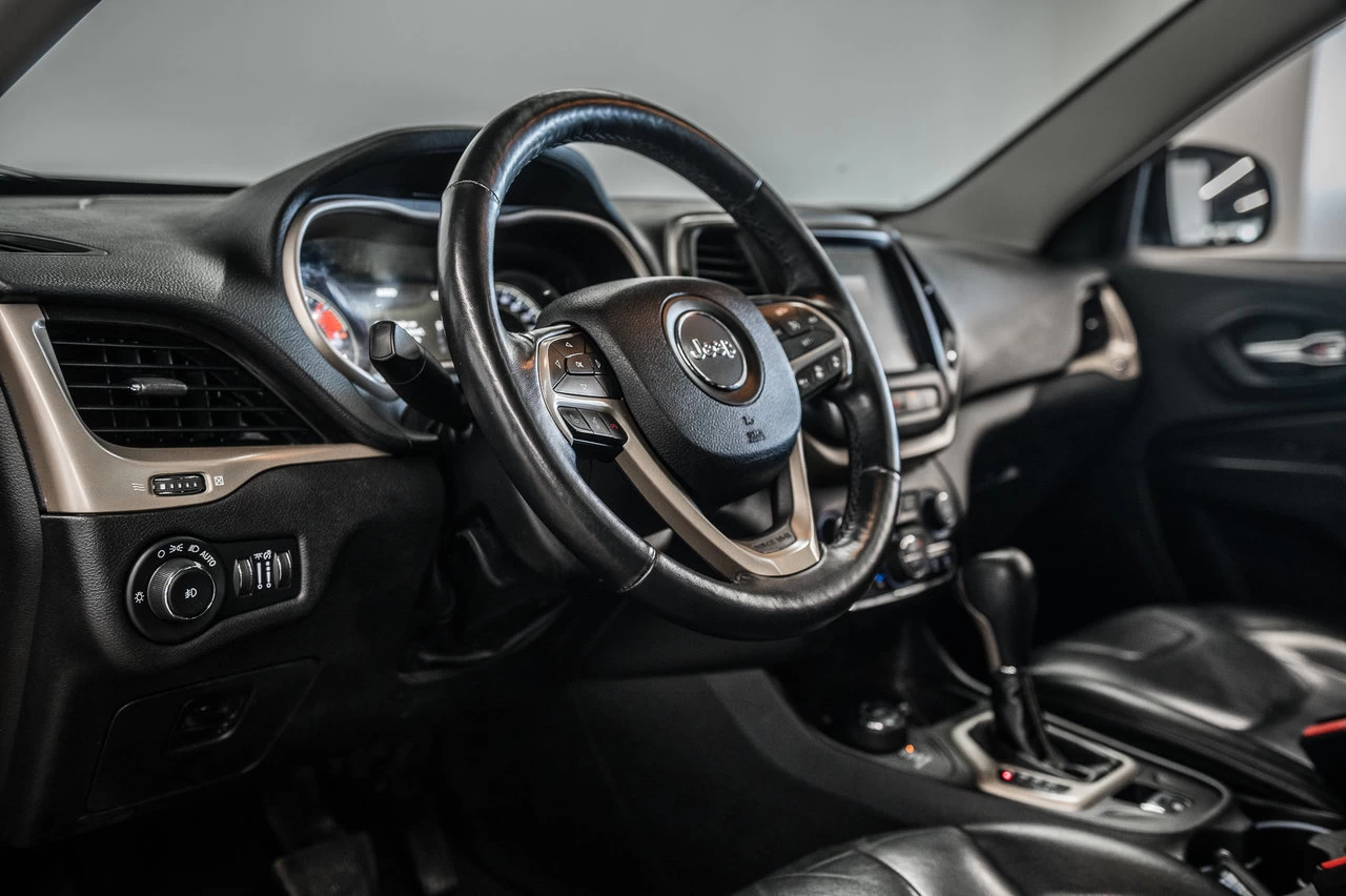 2016 Jeep Cherokee Limited V6 Awd Main Image