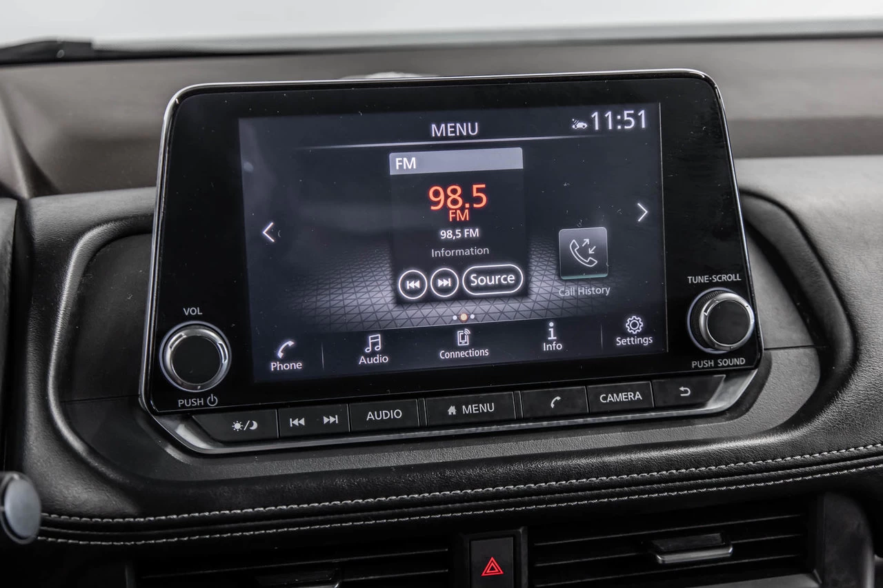 2023 Nissan Rogue Sv Tech Awd Main Image