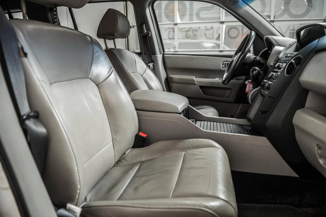 2013 Honda Pilot 4WD EX-L 7 PASSAGERS Main Image