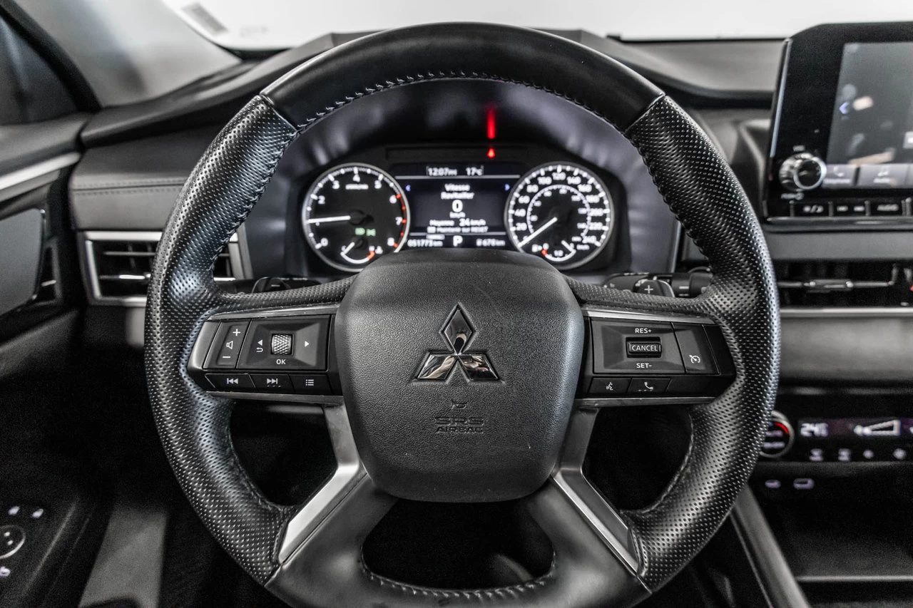 2024 Mitsubishi Outlander Es Awd 7pass Main Image