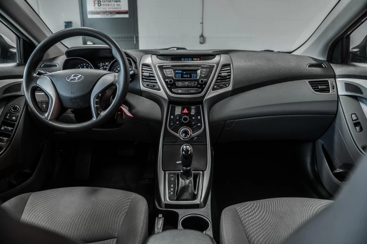 2016 Hyundai Elantra L+ VITRES.ELECTRIQUES+A/C Image principale
