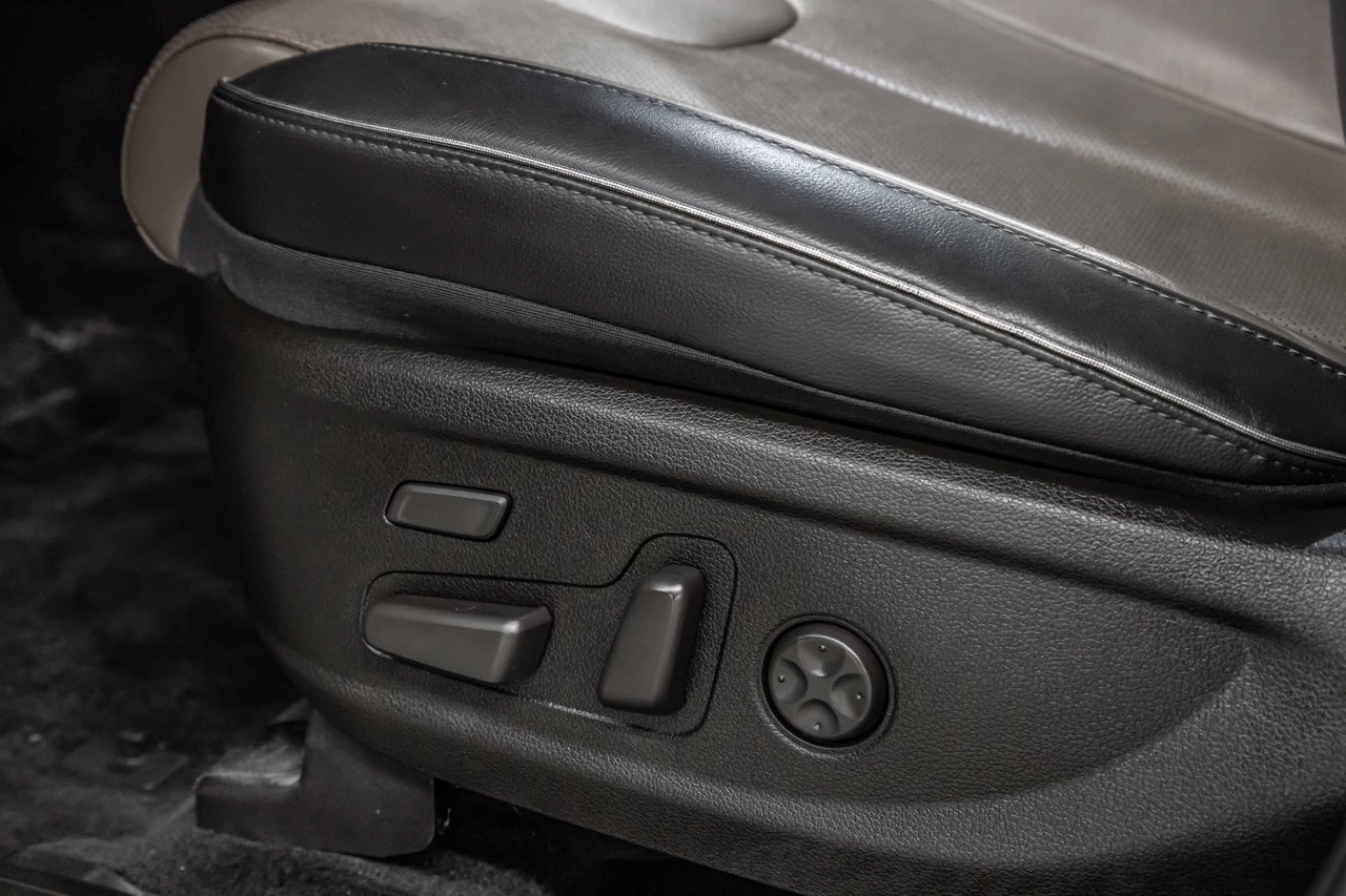 2022 Hyundai Santa Fe Plug-In Hybrid Luxury Awd Main Image