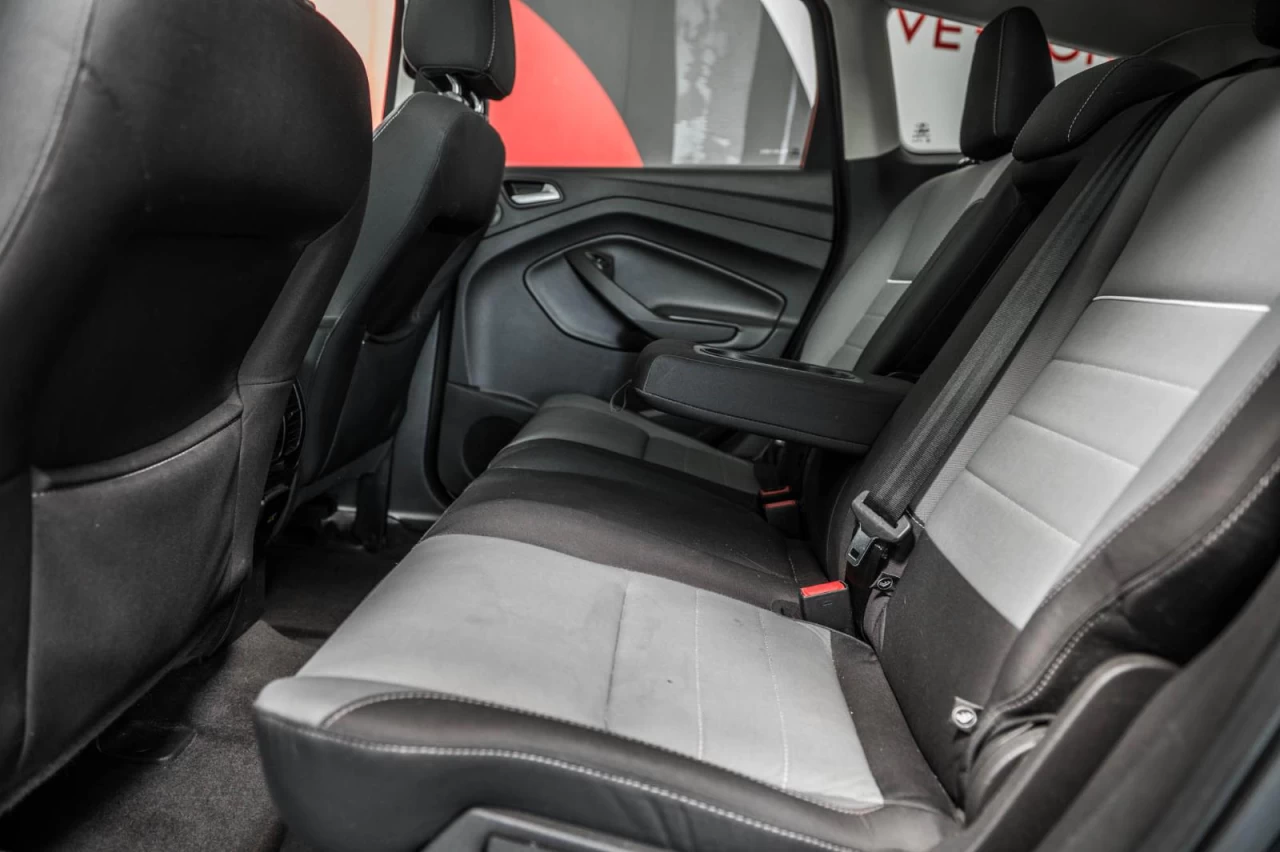 2014 Ford Escape 4WD SE AUBAINE! Image principale