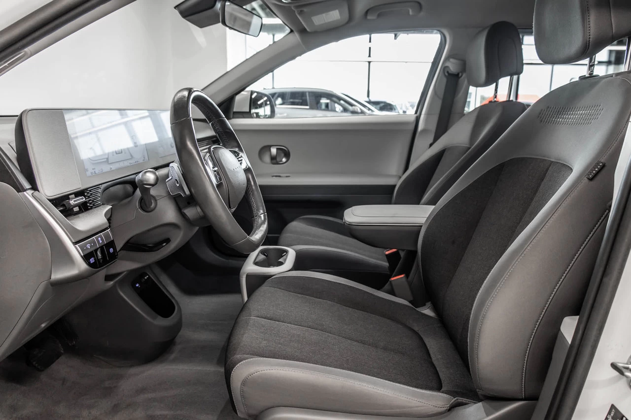 2023 Hyundai IONIQ 5 Preferred Long Range Main Image