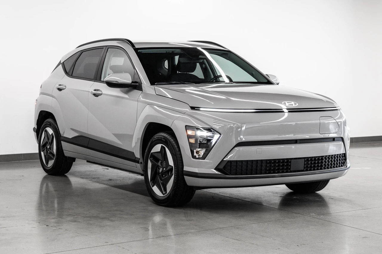 2025 Hyundai Kona Electric Preferred Main Image