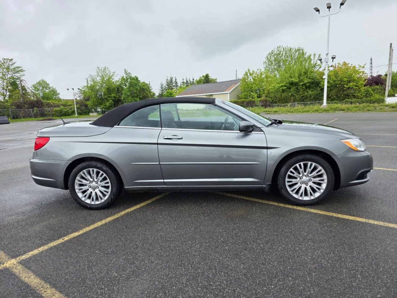 2013 Chrysler 200 2dr Conv Touring Main Image