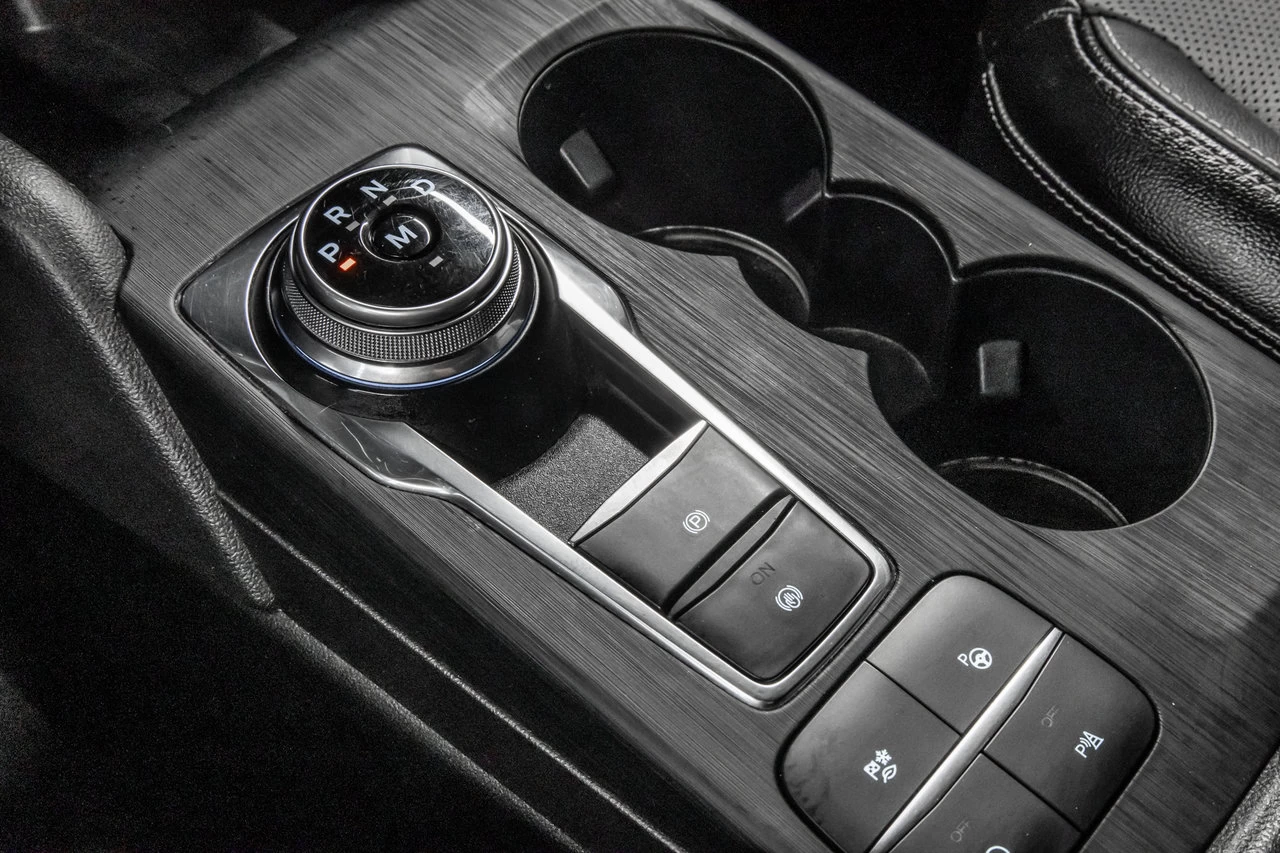 2020 Ford Escape Titanium Awd Image principale