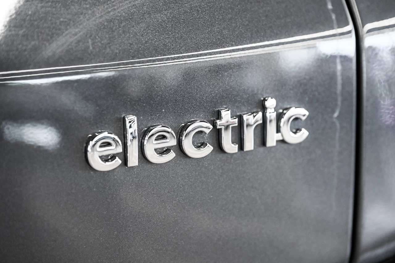 2023 Hyundai Kona electric Preferred Main Image