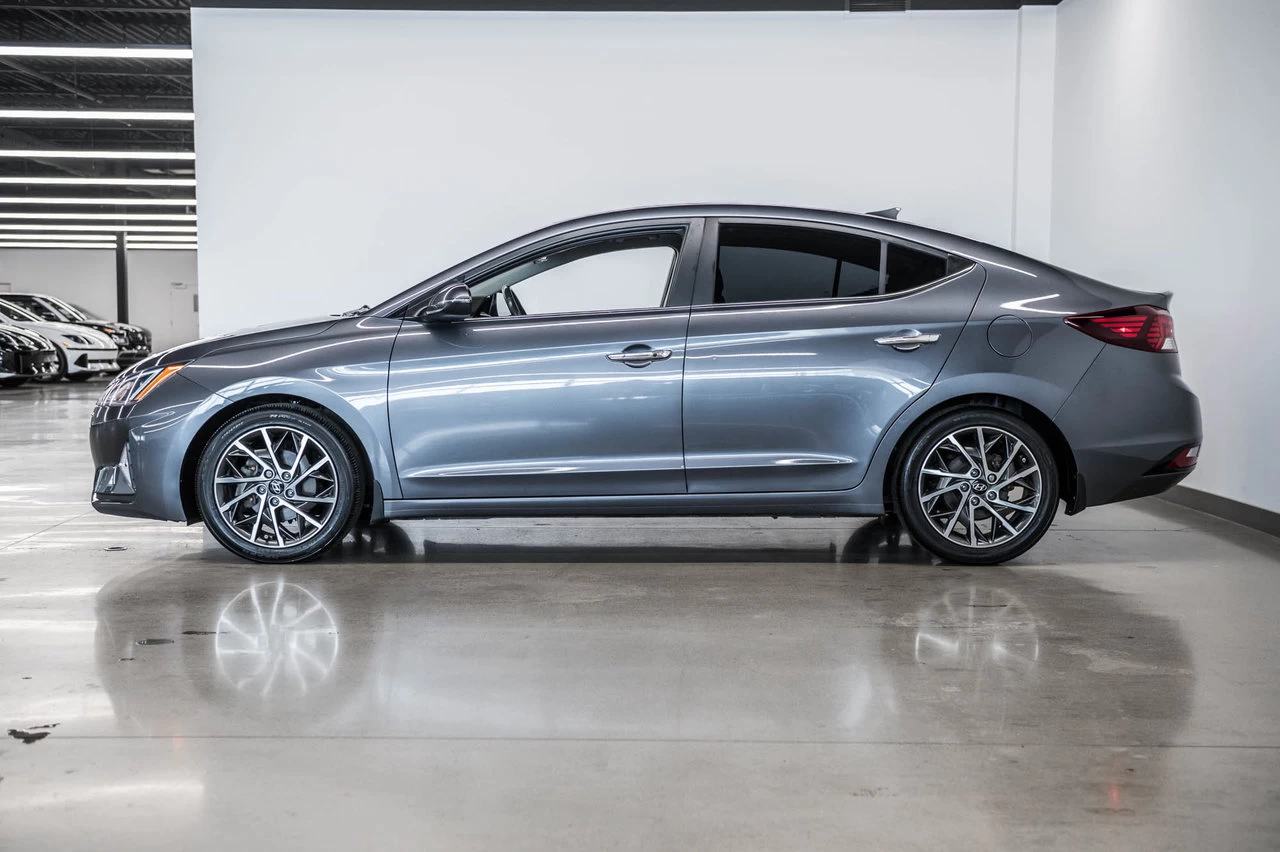 2019 Hyundai Elantra Luxury Image principale