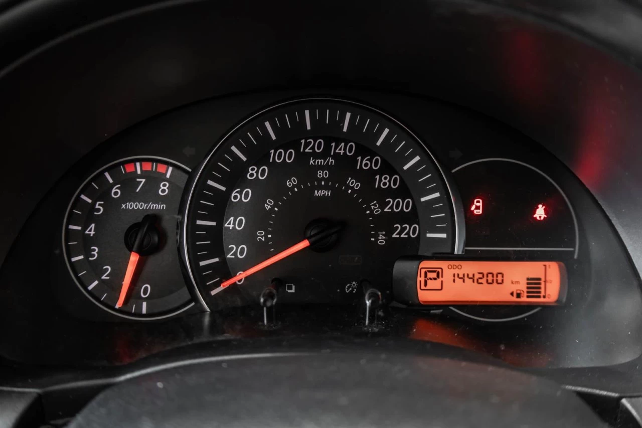 2015 Nissan Micra Automatique - Garantie 1 AN Main Image